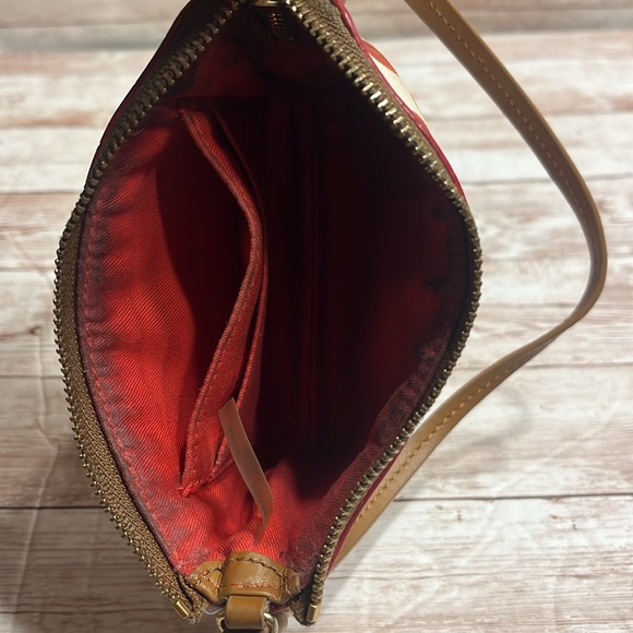 Coach Wristlet Cream with Red Polka Dots - Picture 4 of 8